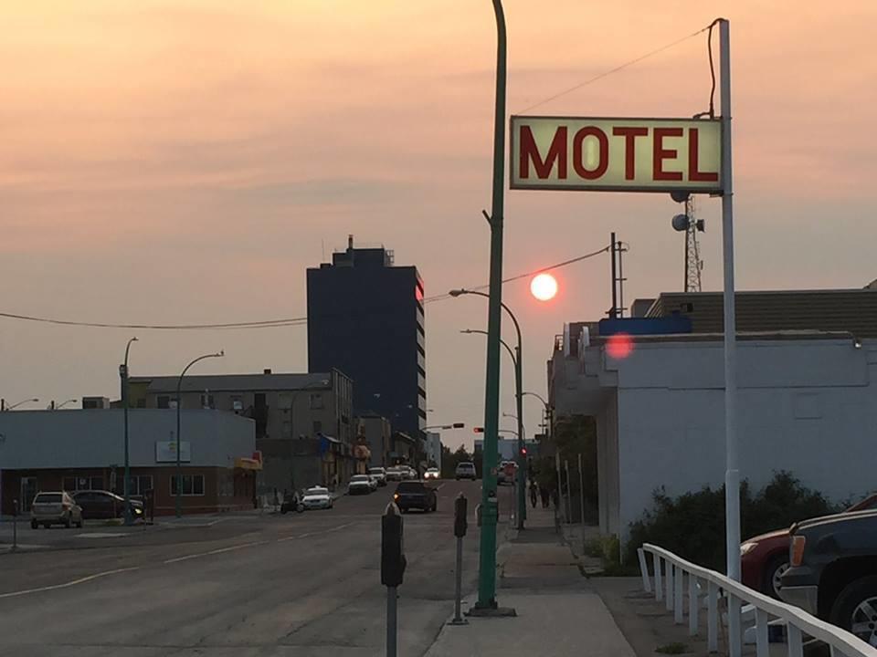 Northern Lites Motel Yellowknife Exterior photo